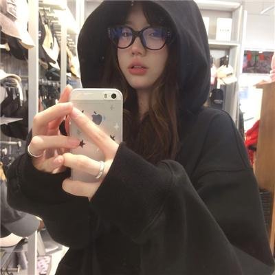 瞎子夫君恋爱脑欺他骗他都不跑